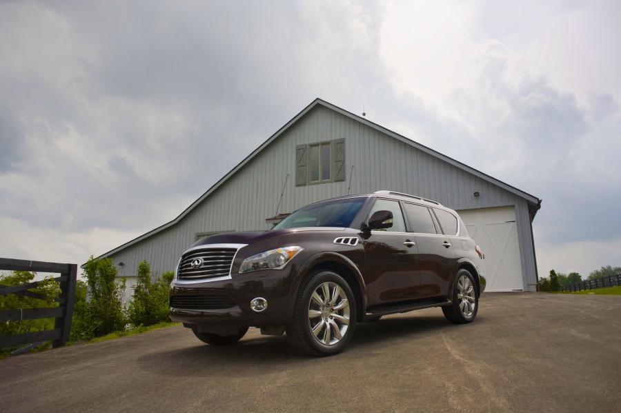  Infiniti QX56 2011 года  (фото 73 из 74)
